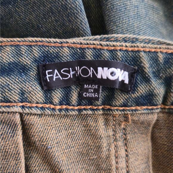 Pleated Denim Micro Mini Cargo Skirt With Grommet Belt Size M Heavyweight Flirty - Picture 8 of 9